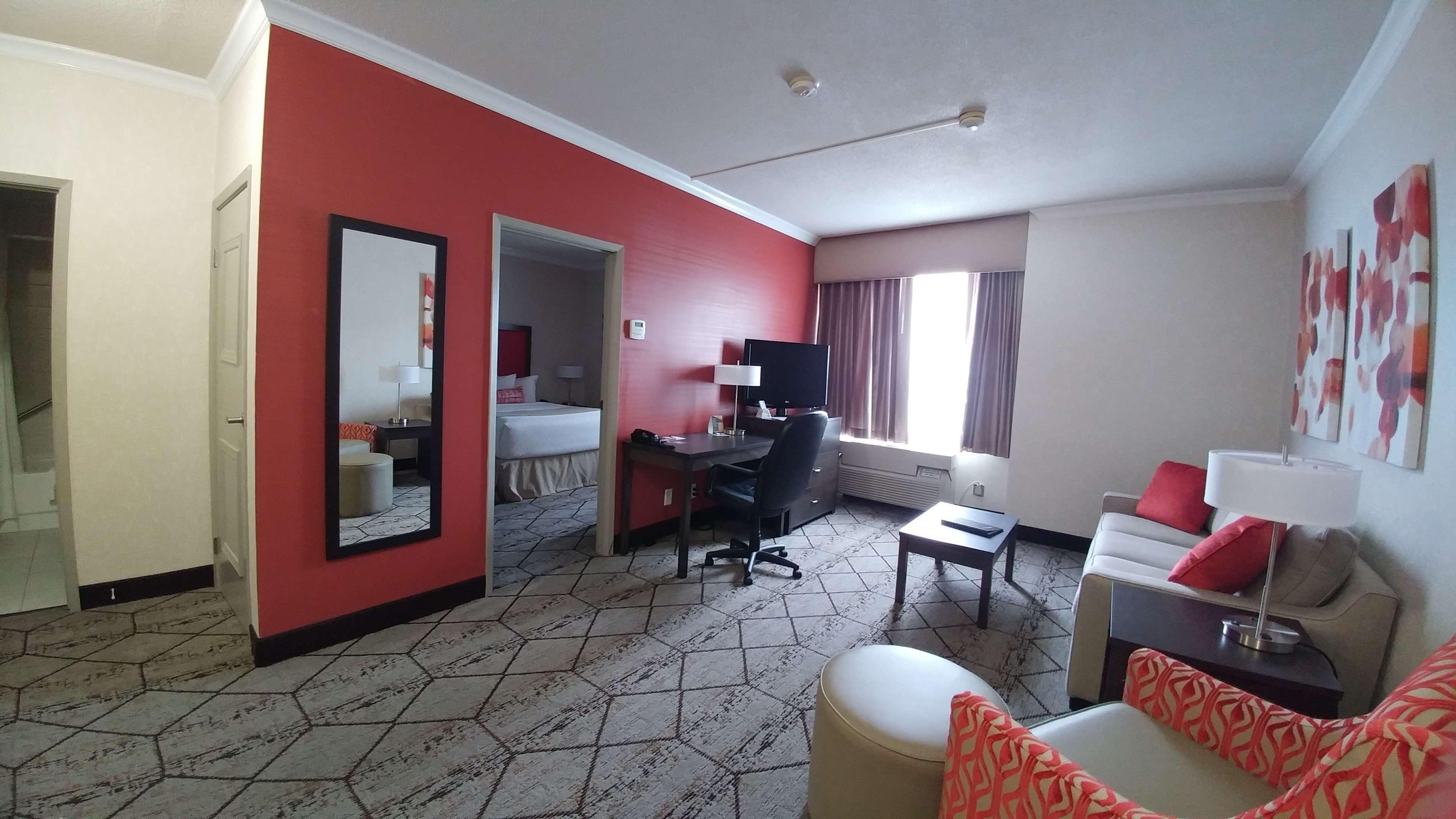 Best Western Plus Rose City Suites Welland Bagian luar foto